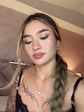 Arianavillada online show from May 26, 2026, 3:26 am
