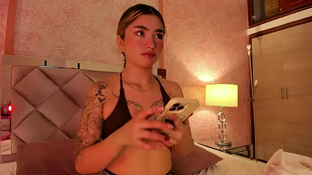 Arianavillada online show from November 28, 2025, 3:28 am