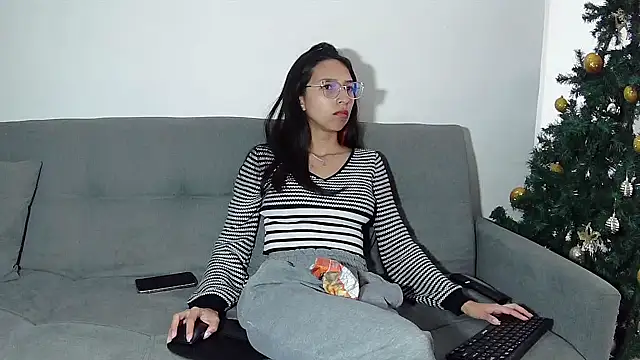 Katalleya jyj online show from November 26, 2025, 3:01 pm