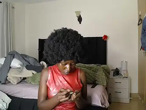 Snapshot of thicky_anncy chatting on July 29, 2026, 10:31 pm thicky anncy online show from July 29, 2026, 10:31 pm