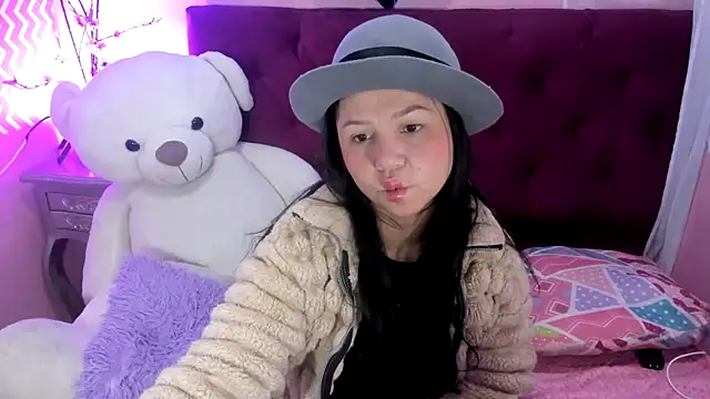 candysmitxxx online show from October 13, 2025, 3:19 am