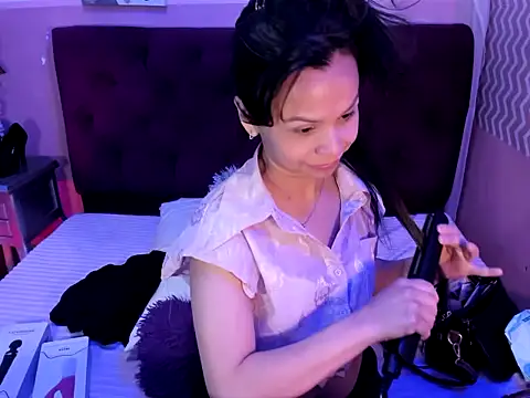 Snapshot of candysmitxxx chatting on February 18, 2026, 1:14 am candysmitxxx online show from February 18, 2026, 1:14 am