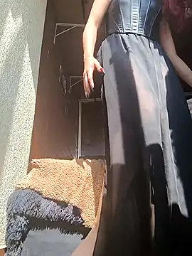 Liilith goddess  online show from December 17, 2025, 2:33 pm