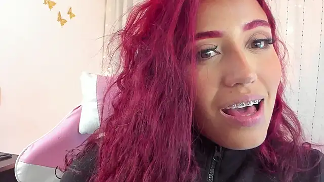 veronicaxx69 online show from September 13, 2025, 12:43 am