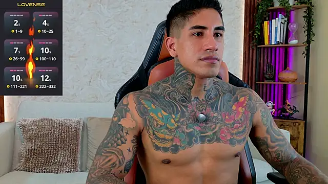 Snapshot of AdanReilly chatting on July 11, 2026, 5:02 pm AdanReilly online show from July 11, 2026, 5:02 pm