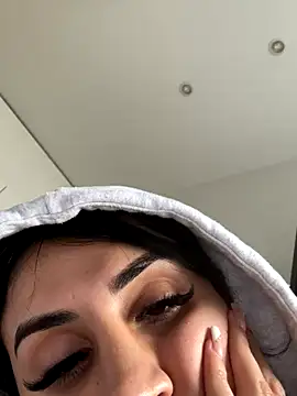 goddess dollxxx online show from September 22, 2025, 11:27 am