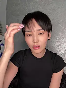 sweet adelin online show from February 10, 2026, 3:55 pm