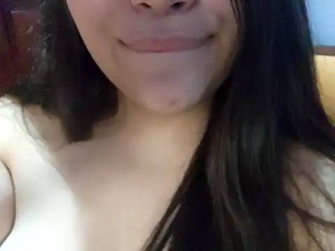 Snapshot of Blanquitaaa chatting on February 23, 2026, 10:10 pm Blanquitaaa online show from February 23, 2026, 10:10 pm