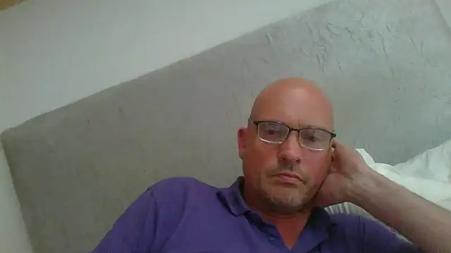 Snapshot of mrtickle0025 chatting on April 29, 2026, 3:05 pm mrtickle0025 online show from April 29, 2026, 3:05 pm
