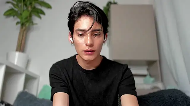 sebas rose online show from January 11, 2025, 1:06 am