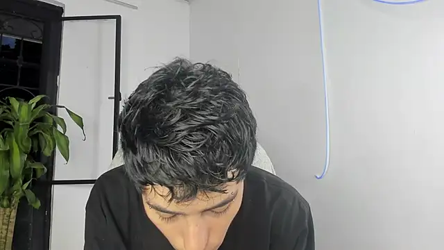 sebas rose online show from September 22, 2025, 11:00 pm