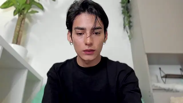 sebas rose online show from January 5, 2025, 11:33 pm