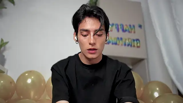 sebas rose online show from December 23, 2024, 12:14 am