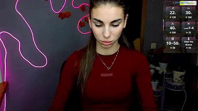 Snapshot of EmmyGreans chatting on November 11, 2025, 7:03 am EmmyGreans online show from November 11, 2025, 7:03 am