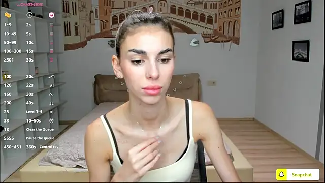 Snapshot of EmmyGreans chatting on October 10, 2025, 5:41 am EmmyGreans online show from October 10, 2025, 5:41 am