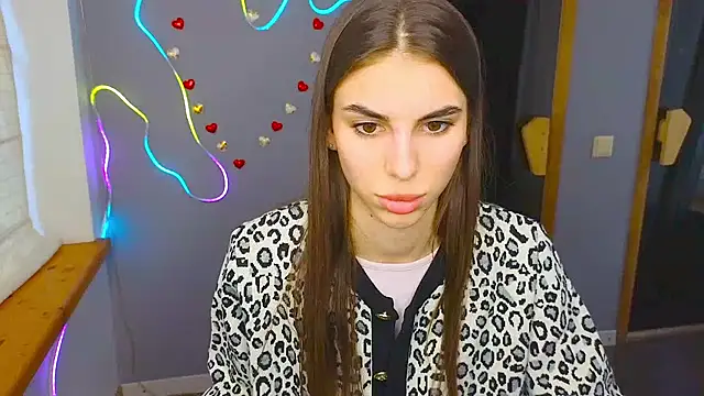 Snapshot of EmmyGreans chatting on February 25, 2025, 12:38 pm EmmyGreans online show from February 25, 2025, 12:38 pm