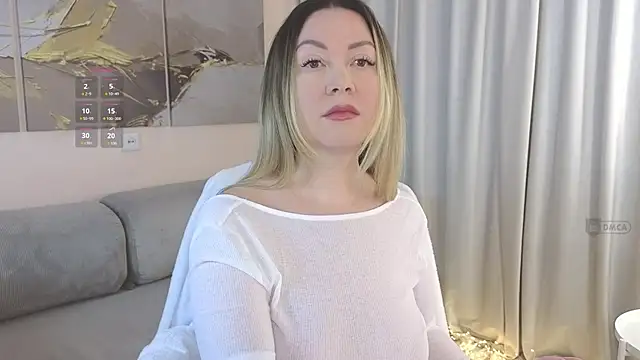 ElleCherry online show from January 10, 2026, 4:02 pm