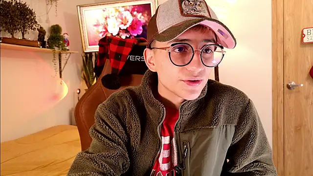 Mr evan1 online show from December 22, 2025, 4:18 pm