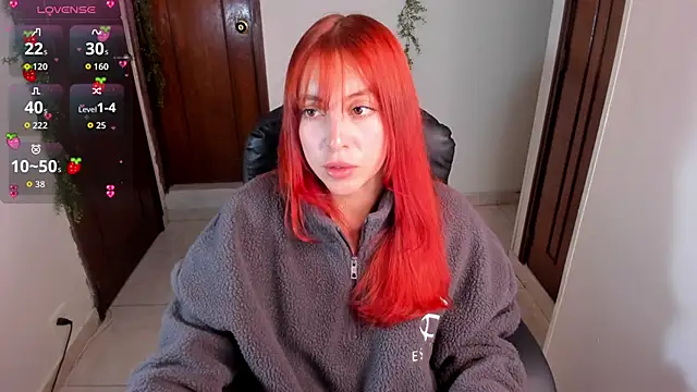 Violetaarey online show from September 24, 2025, 1:24 am