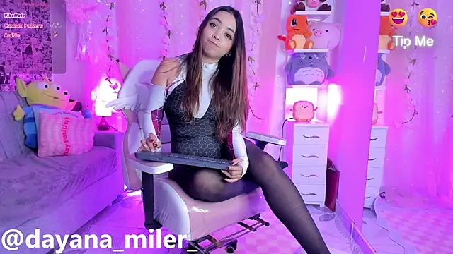 Snapshot of _dayana_miler chatting on December 17, 2025, 1:38 pm dayana miler online show from December 17, 2025, 1:38 pm