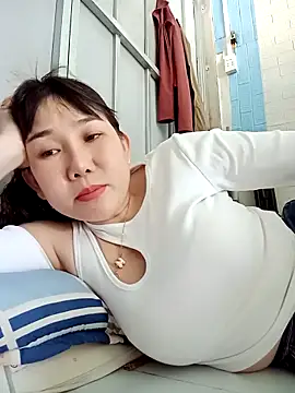 Ana love2000 online show from October 5, 2025, 2:57 am