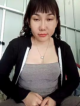 Ana love2000 online show from October 3, 2025, 1:53 am