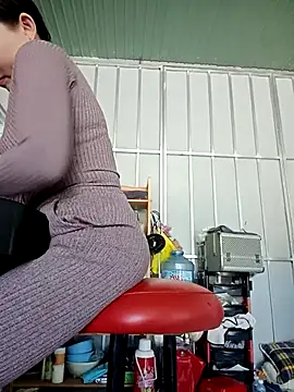 Ana love2000 online show from October 19, 2025, 2:36 am