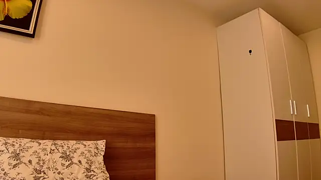 sun place online show from March 18, 2025, 3:23 am