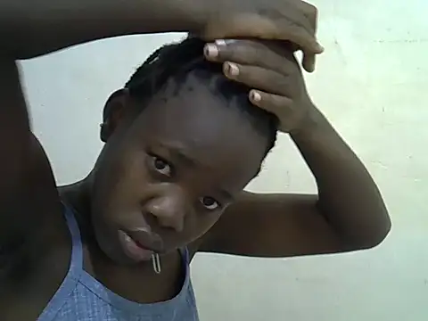 Snapshot of hey_its_andreana chatting on January 18, 2026, 10:46 pm hey its andreana online show from January 18, 2026, 10:46 pm