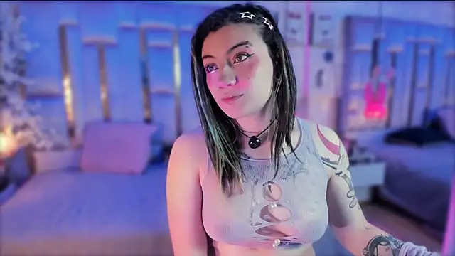 Broklinwhite  online show from May 14, 2026, 1:52 pm