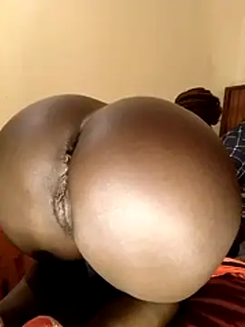 Misskhalifa  online show from December 1, 2025, 5:41 am