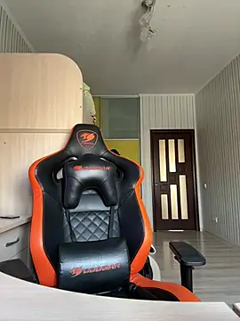 Julietta a online show from March 14, 2025, 8:10 am