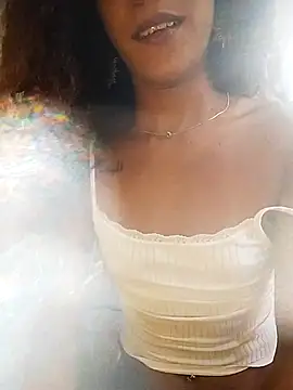 juliaabednur online show from February 19, 2026, 7:11 pm