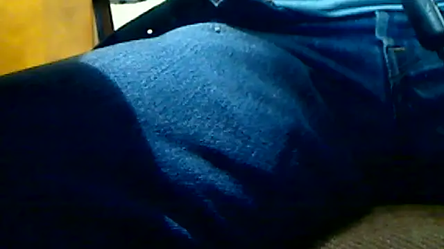 markluvskitty online show from March 4, 2026, 8:27 pm