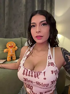 Snapshot of CHERRYY_BOMB_ chatting on July 21, 2026, 6:42 pm CHERRYY BOMB online show from July 21, 2026, 6:42 pm