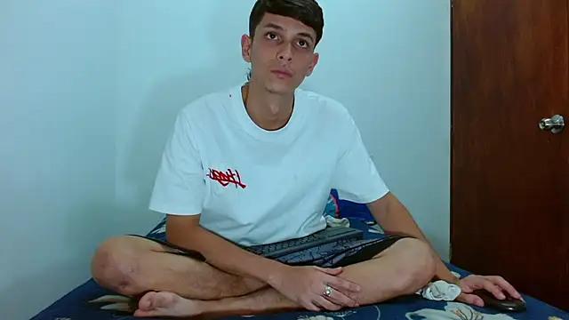 Lucho-Cole online show from July 14, 2026, 1:49 am