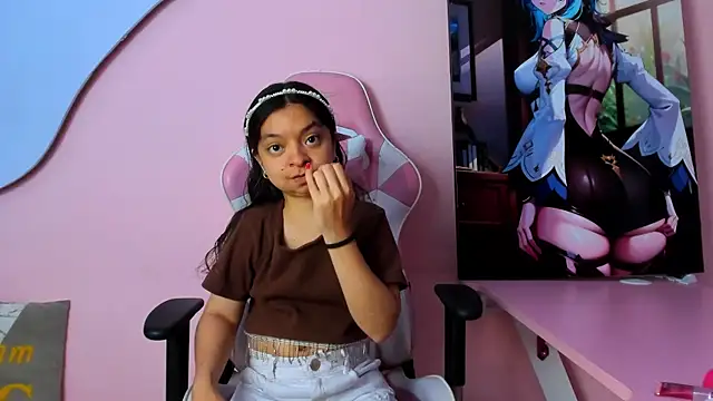 CharlotteMuller online show from February 6, 2026, 8:16 pm