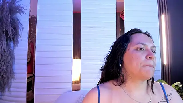 Biiancacox online show from October 15, 2025, 2:54 am