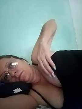 deisy summers47x online show from October 26, 2025, 1:22 pm