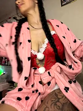  Dulcinea777 online show from December 2, 2025, 2:34 am