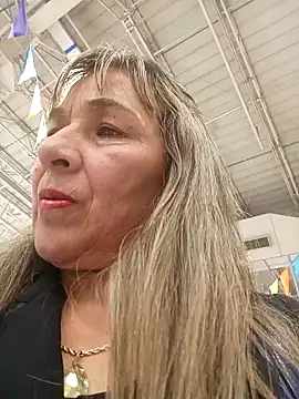 Snapshot of biancchi chatting on February 7, 2025, 11:24 pm biancchi online show from February 7, 2025, 11:24 pm