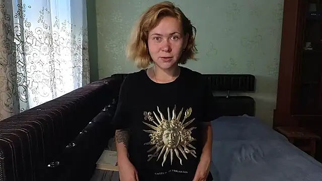 Riley Roo online show from July 21, 2026, 6:59 am