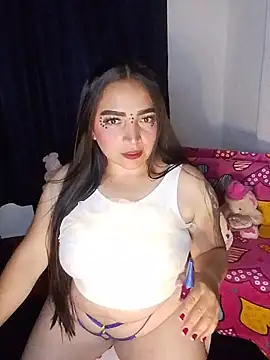samantha2207 online show from July 7, 2026, 4:37 am