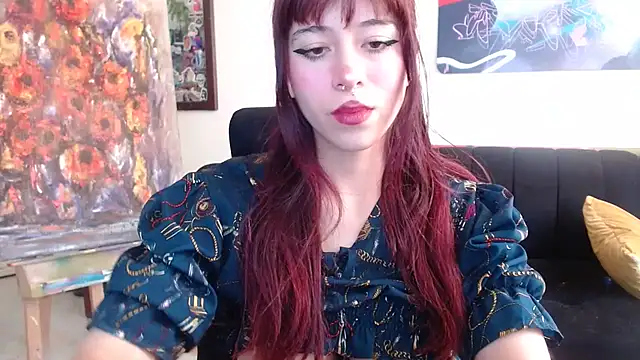 SuzzyyM online show from October 2, 2025, 7:06 pm