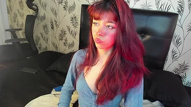 SuzzyyM online show from March 4, 2026, 9:00 pm