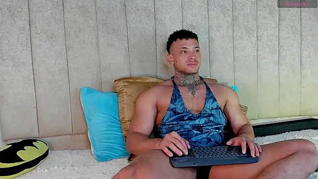 Snapshot of Stiven_collins chatting on June 6, 2026, 1:05 pm Stiven collins online show from June 6, 2026, 1:05 pm