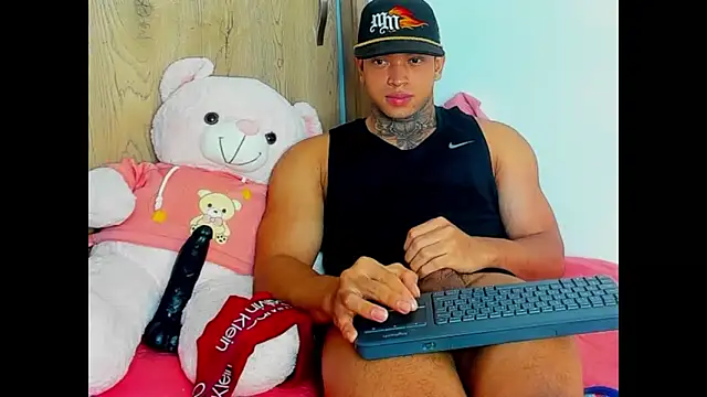 Snapshot of Stiven_collins chatting on October 22, 2025, 11:42 am Stiven collins online show from October 22, 2025, 11:42 am