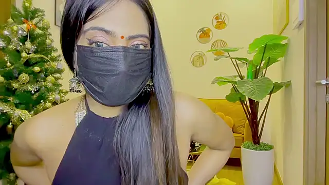 Monalisadon018 online show from February 12, 2026, 6:51 pm