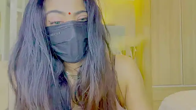 Monalisadon018 online show from April 6, 2026, 4:46 am