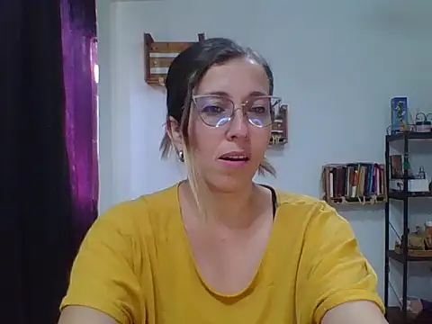 charlott ponce online show from October 21, 2025, 7:02 pm